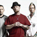 Five-Finger-Death-Punch-2-e1376097664696