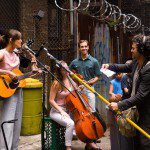 (L-R) KEIRA KNIGHTLEY and MARK RUFFALO star in BEGIN AGAIN