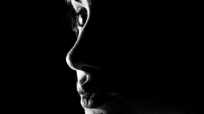 dans le noir