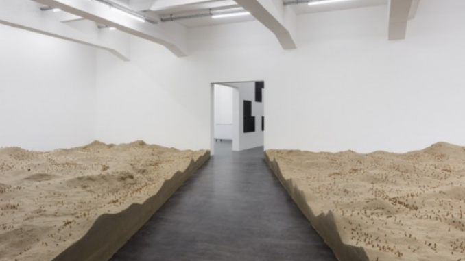 Gabriel-Kuri-sorted-resorted-1 Courtesy the artist; Sadie Coles HQ, London; kurimanzutto, Mexico City, New York; Galleria Franco Noero, Turin; WIELS-Contemporary Art Centre, Brussels; Esther Schipper, Berlin Photo © Andrea Rossetti