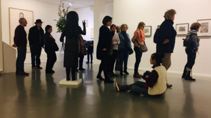 Visite de l'expo Kiki Smith le 20 novembre 2019. © Centre de la gravure et de l'image imprimée, La Louvière.