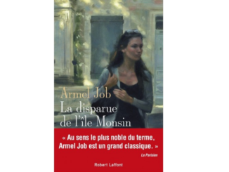 Couverture du roman « La disparue de l’île Monsin » d’Armel Job (Robert Laffont, 2020)