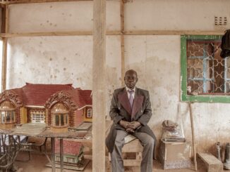 Sammy Baloji, Artist Richard Kaumba at his home in Lubumbashi, March 2013 © Sammy Baloji