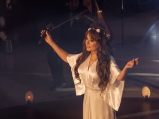 Sarah Brightman: "Le bonheur Est Multicolore"